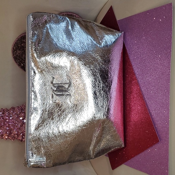 Juicy Couture 💖NWOT💖 Crackled Metallic Silver Large Cosmetic Bag!💖💖💖 - Picture 5 of 9
